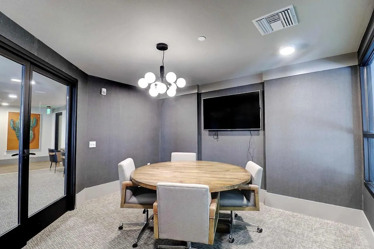 Walk Score 81-Shopping District-King Bed-Parking G3061 سكوتسدايل 0*,  الولايات المتحدة الأمريكية