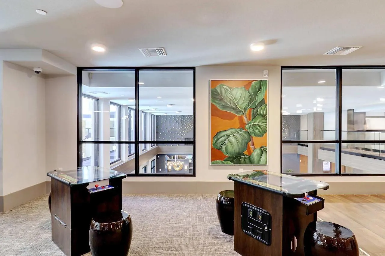 Walk Score 81-Shopping District-King Bed-Parking G3061 سكوتسدايل